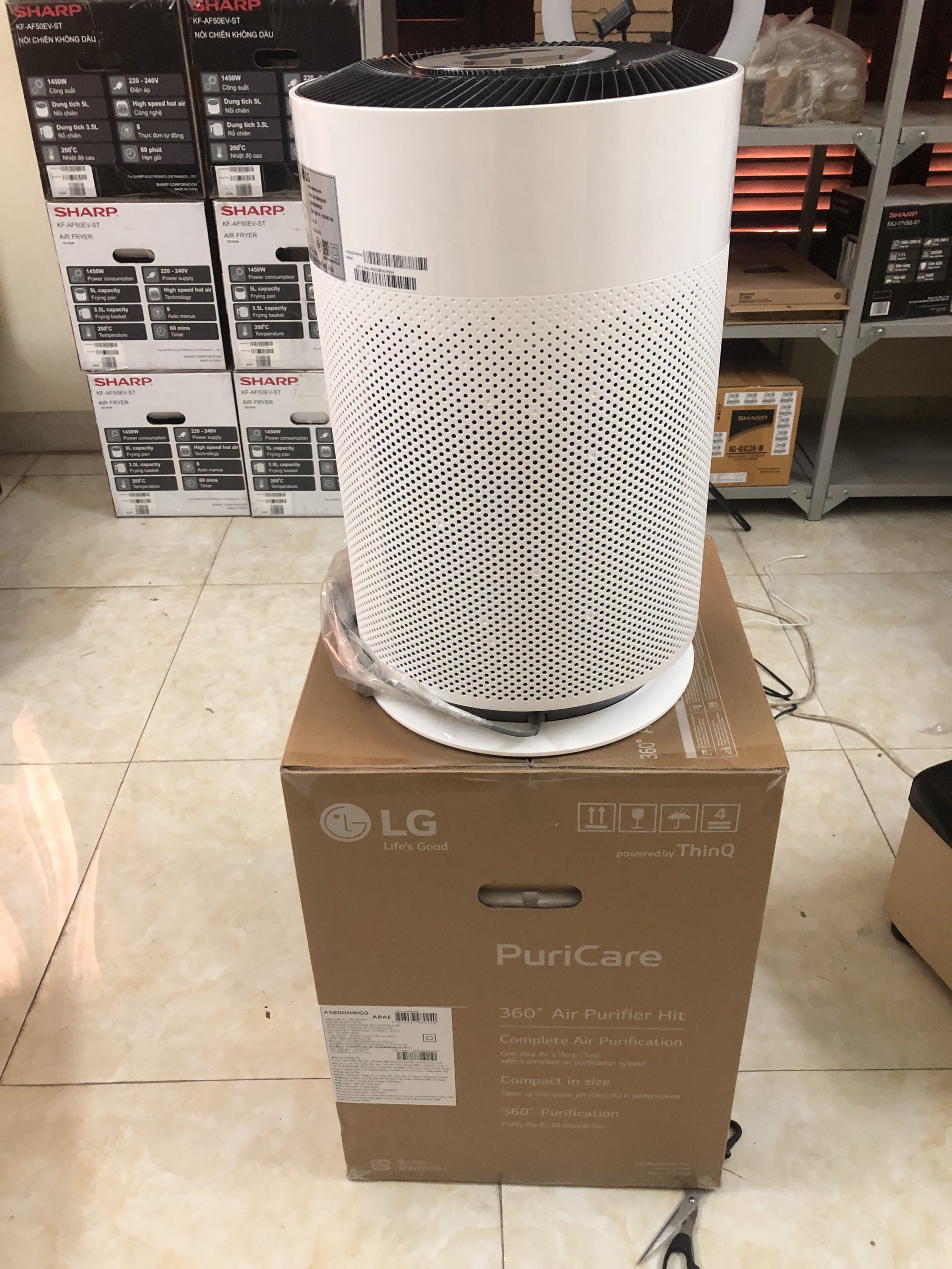 Máy lọc không khí LG PuriCare 360 Hit AS60GHWG0