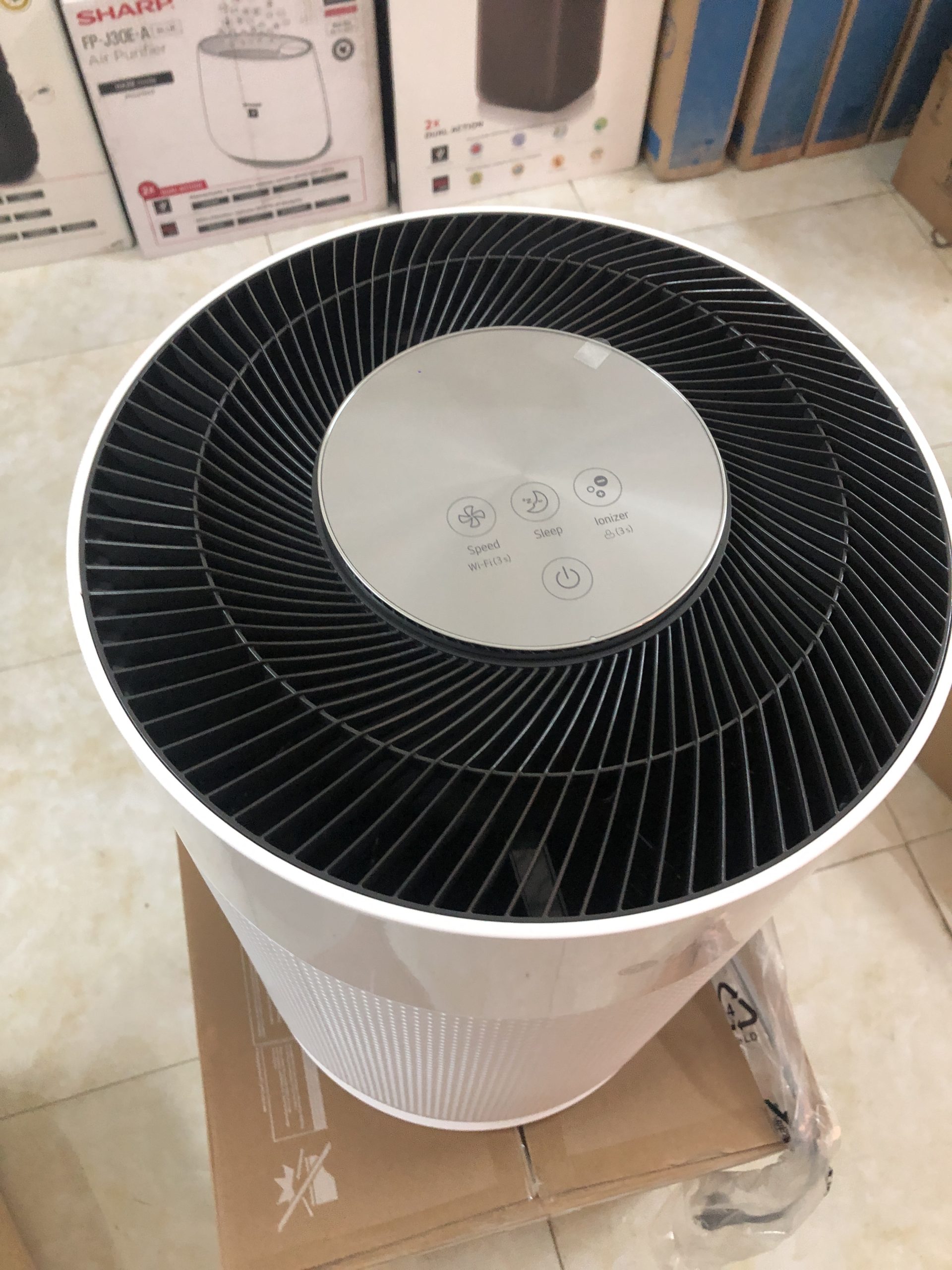 Máy lọc không khí LG PuriCare 360 Hit AS60GHWG0