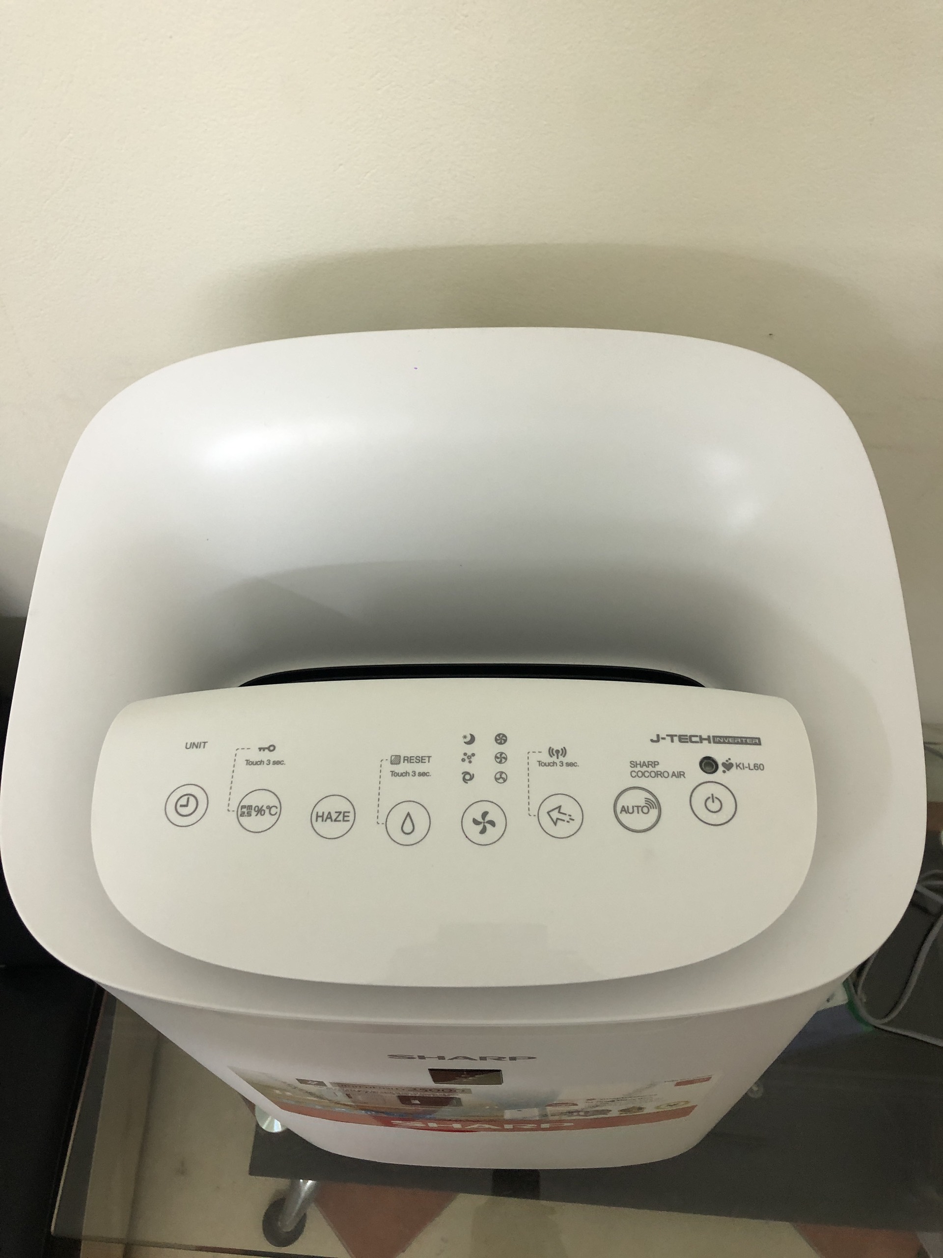 Máy lọc không khí tạo ẩm Sharp KI-L60V-W